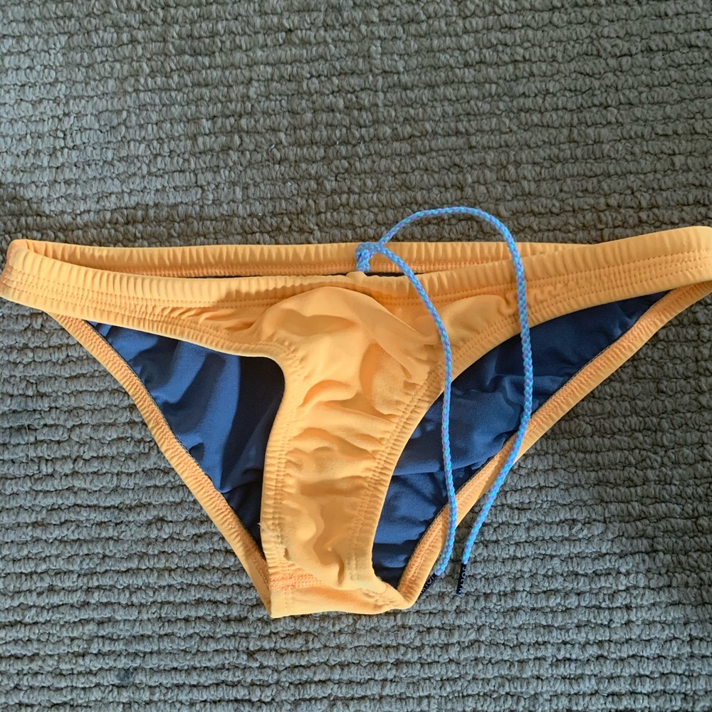 Bikini bottoms